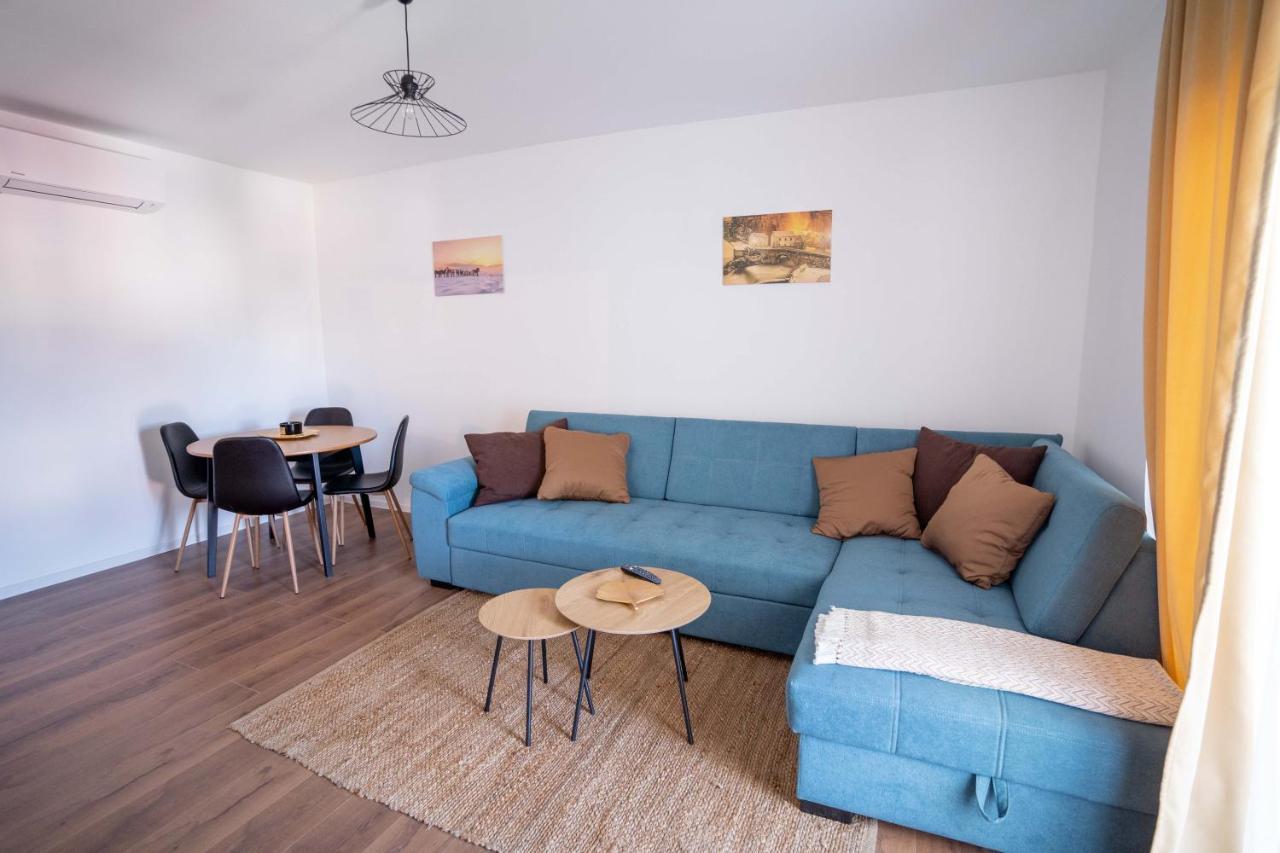 Apartman Niko 利夫诺 外观 照片